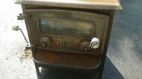 [Hearth.com] Old Mill Stove
