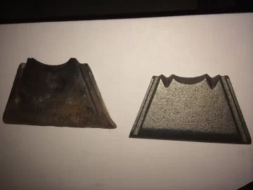 [Hearth.com] 1999 Harman Advance - Flame Lapping brick Backing creating Black Burn Spot!