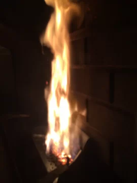 [Hearth.com] 1999 Harman Advance - Flame Lapping brick Backing creating Black Burn Spot!
