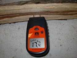 Moisture meter on cold wood