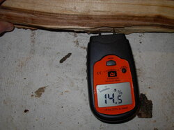 Moisture meter on cold wood