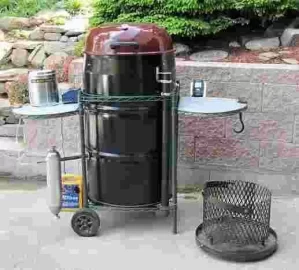 Ugly drum smoker!