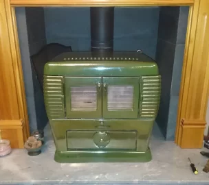 [Hearth.com] Esse Lo Courtier Stove