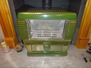 [Hearth.com] Esse Lo Courtier Stove
