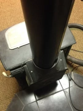 [Hearth.com] Chimney/thimble connect question (picture)