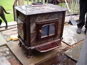[Hearth.com] Awesome discovery or waste of time?  Help me identify this stove.