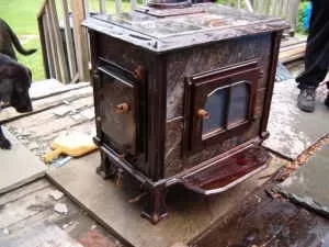 [Hearth.com] Awesome discovery or waste of time?  Help me identify this stove.