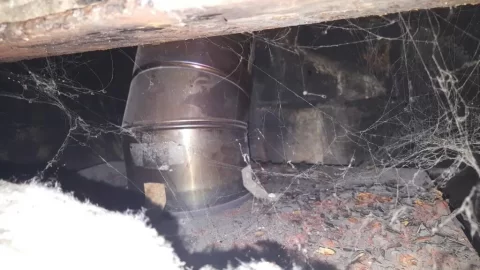 [Hearth.com] hampton hi300 smokes inside after cleaning