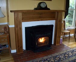 Pic of Fireplace 2.jpg