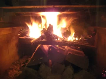 [Hearth.com] My take on the Shoulder Season Fire.