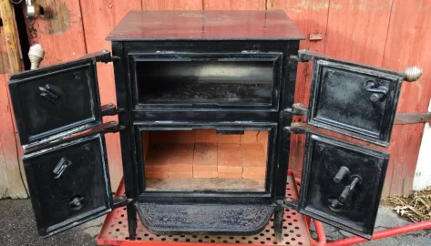 Buffalo Wood Stove (13).JPG