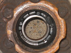 wheel bearing 011.JPG