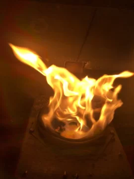 [Hearth.com] QuadraFire classic bay 1200 fire pot filling