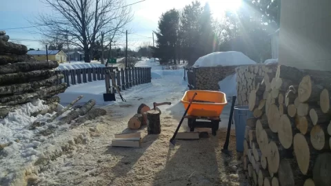 [Hearth.com] Beautiful Day for Messing with the Wood  :-)