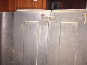 [Hearth.com] Anyone know what this is and who made it?
