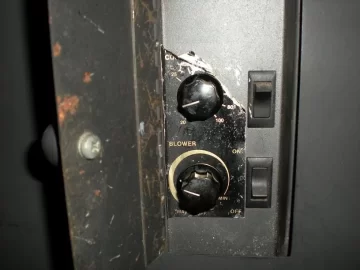 [Hearth.com] older whitfield control board pics...