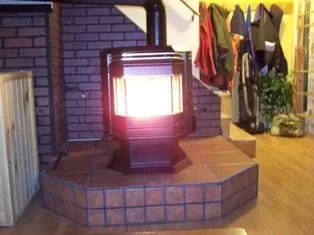 [Hearth.com] Whitfield Pellet Stove