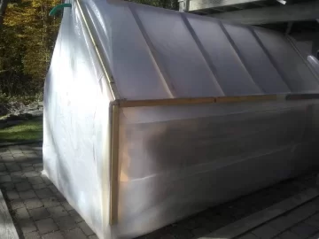 Solar kiln for hardwoods