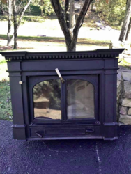 Hi, Can someone identify this stove