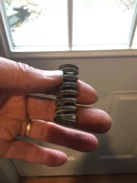 [Hearth.com] Does an Encore 0028 have a spring that is not on the primary air control?