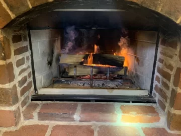 [Hearth.com] Smokey Fireplace