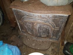 Can anyone help identify this stove
