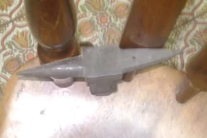 [Hearth.com] strange tool, what is it???