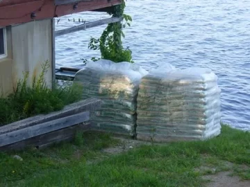 [Hearth.com] Pellet Bag photo's