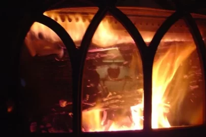 [Hearth.com] Jotul F400 Fire box Size