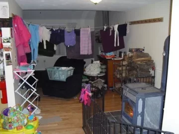 [Hearth.com] Stove room clothesline