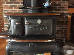 Queen Atlantic coal stove