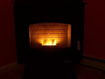 [Hearth.com] Electric vs. Oil