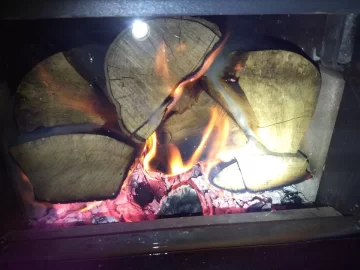 [Hearth.com] T5/Super: curious if your left side burns more slowly? (0, 8 & 19 hr burn pics included)