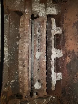 [Hearth.com] Is this stove supposed to have a lined firebox?
