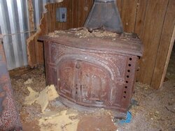 Who makes this wood stove?