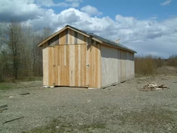 [Hearth.com] Built a pole barn in Michigan's UP in winter