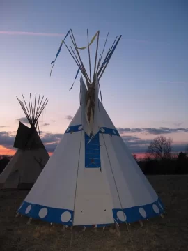 [Hearth.com] A few tipi pics