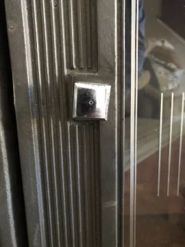 [Hearth.com] Door key/handle for Superior SP38