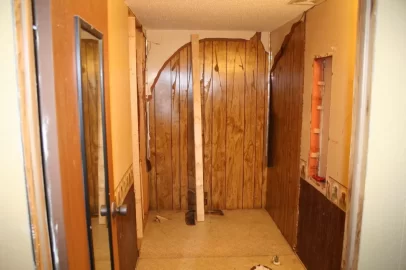 [Hearth.com] Bathroom full of Cedar