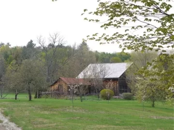 [Hearth.com] Spring Pics - Barns, etc.