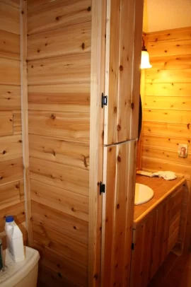 [Hearth.com] Bathroom full of Cedar