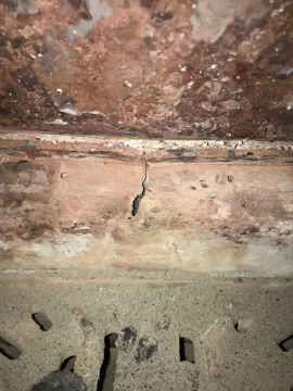 [Hearth.com] Crack at back of stove