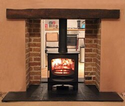 7925a43cdb79958ee1675e4364cd6466--double-sided-woodburner-double-sided-stove.jpg