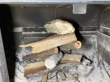 [Hearth.com] Is this a gas starter on my Hearthstone wood fp?