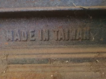 [Hearth.com] Help ID old cast iron stove