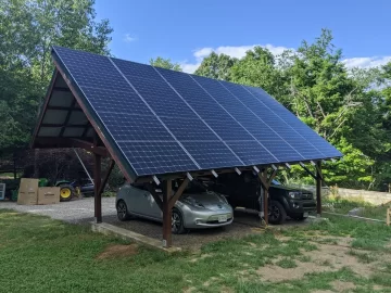 carport looking north.jpg