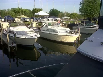 [Hearth.com] Lake Erie fun..