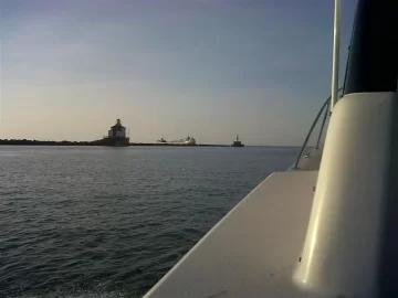 [Hearth.com] Lake Erie fun..
