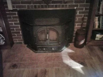 [Hearth.com] Intro and question about Meredith Woodstoves?
