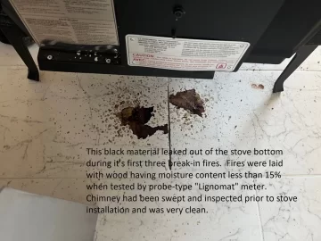 Leaking material.jpg Leaking material.jpg